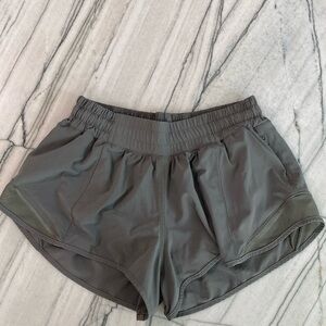 Ladies Size 6 Lululemon lined shorts